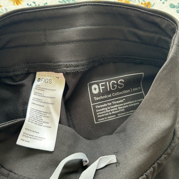 Figs Jogger Scrub Pants - Size XXS Petite - Picture 2 of 3
